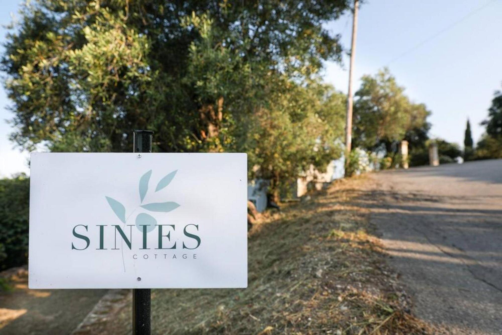 Sinies Stone Cottage - Ne Corfu Agnícini Kültér fotó