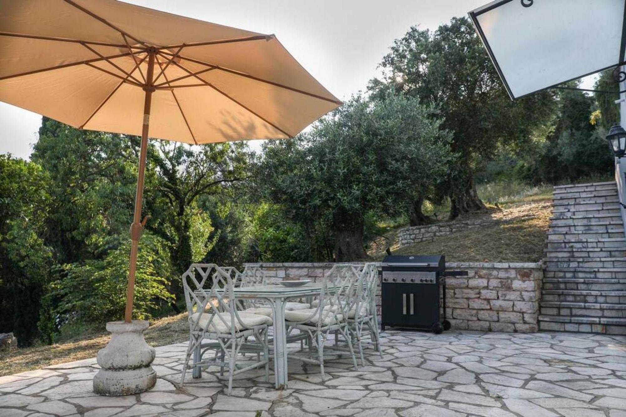 Sinies Stone Cottage - Ne Corfu Agnícini Kültér fotó